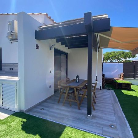 Bungalow Maspalomas Golf Con Jacuzzi, Piscina Y Jardin San Bartolomé Ngoại thất bức ảnh