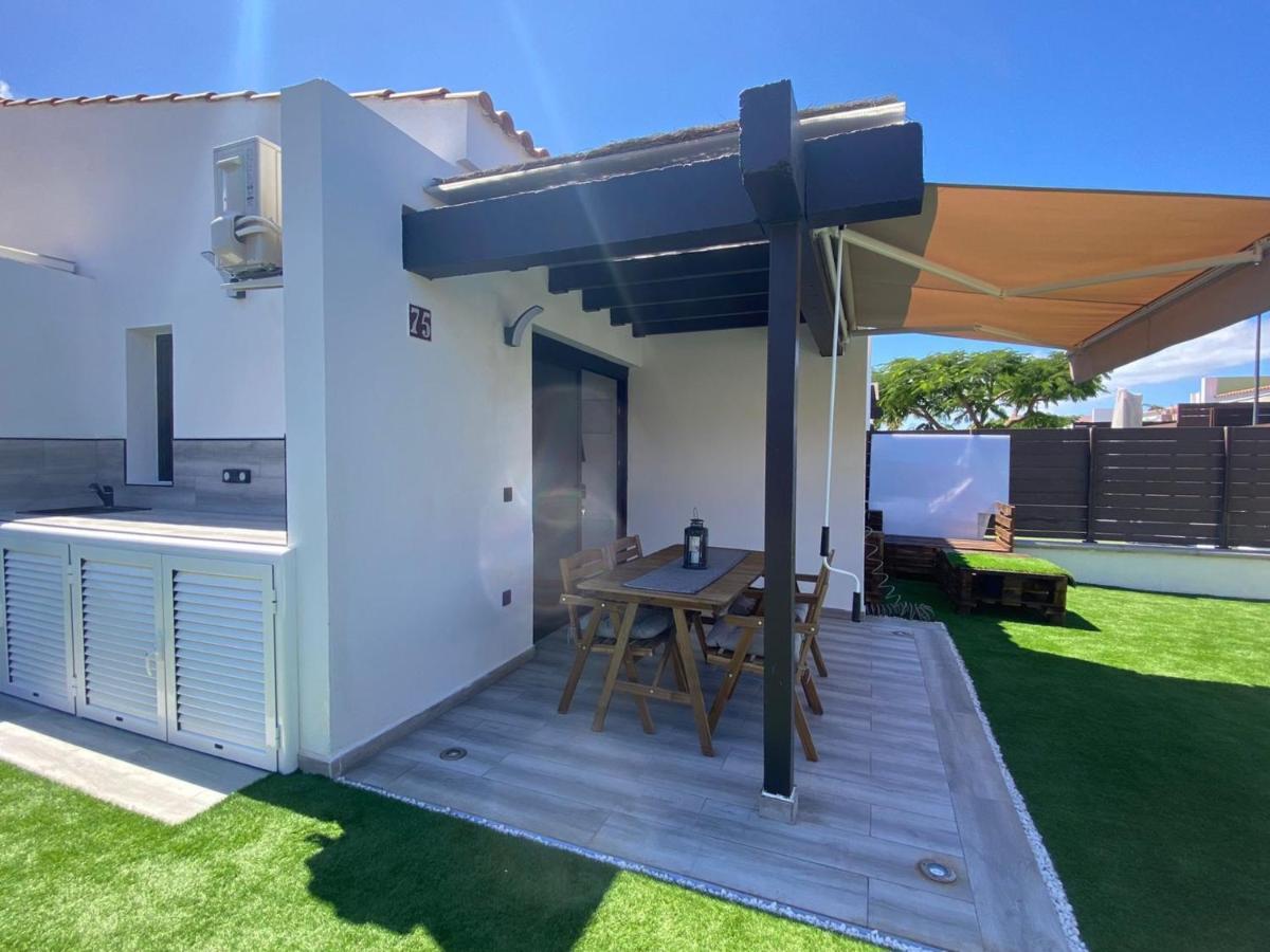 Bungalow Maspalomas Golf Con Jacuzzi, Piscina Y Jardin San Bartolomé Ngoại thất bức ảnh
