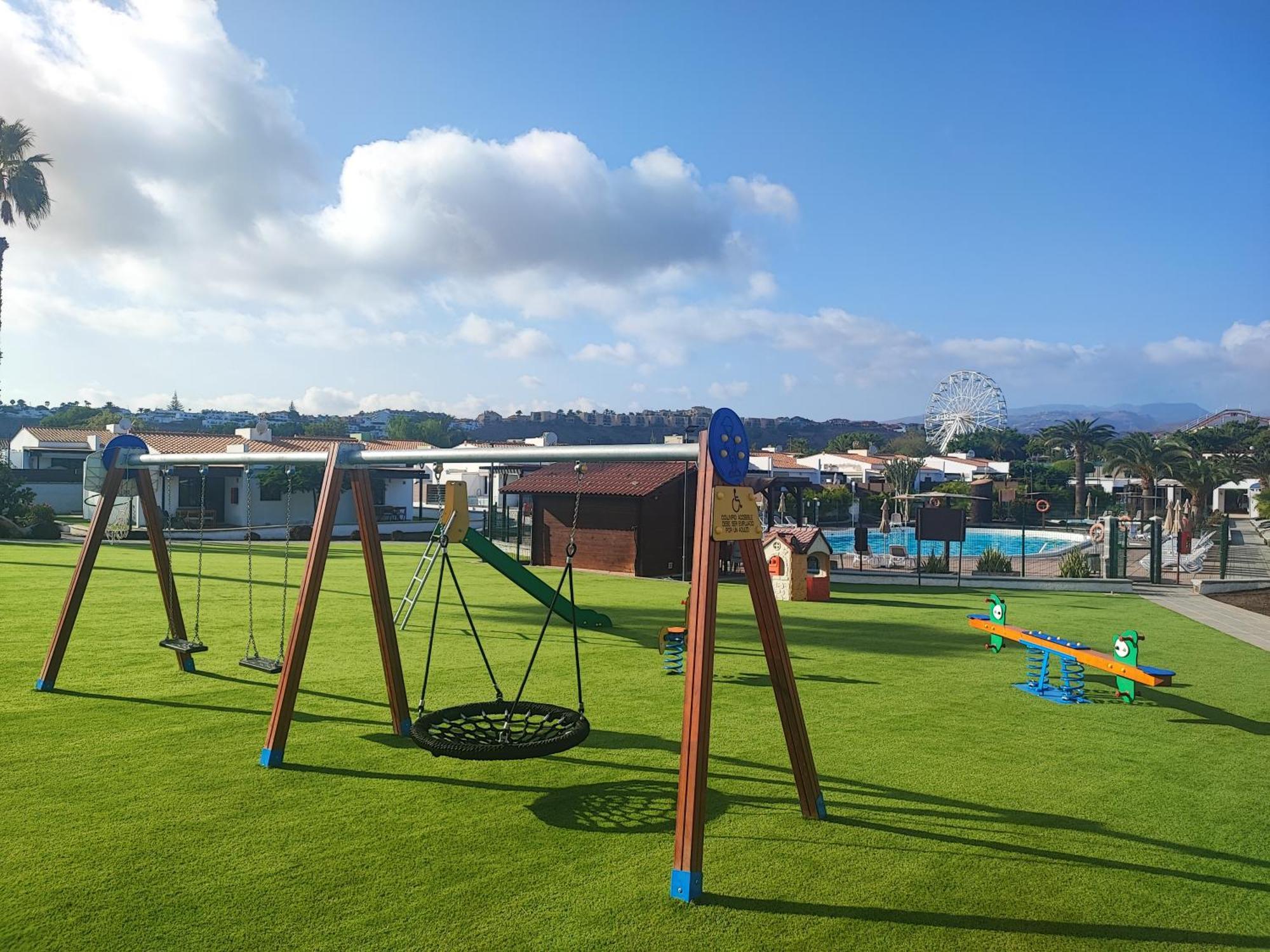 Bungalow Maspalomas Golf Con Jacuzzi, Piscina Y Jardin San Bartolomé Ngoại thất bức ảnh